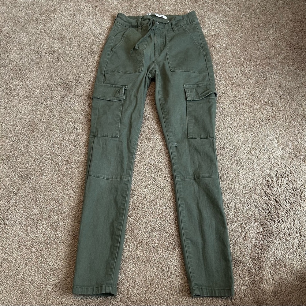 Celebrity Pink Women’s 00 23 Cargo Green‎ Jeans